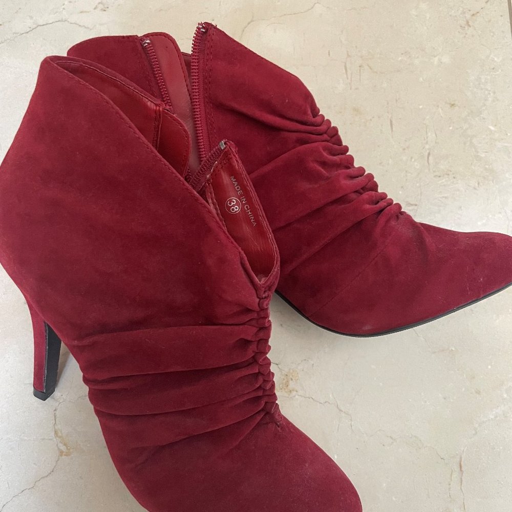 Heeled booties - Picture 2 of 2